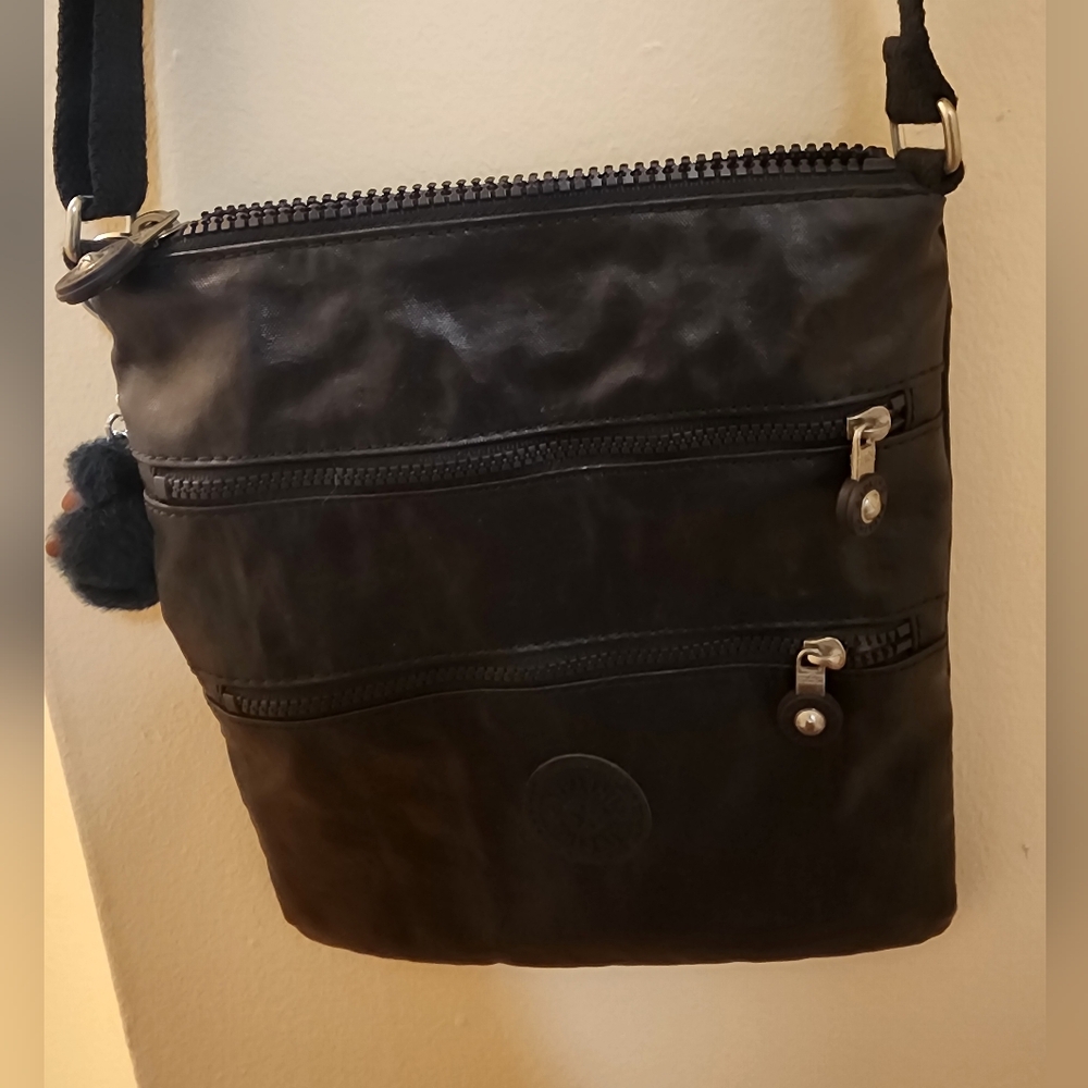 Preloved Crossbody Bag with Zipper Pockets